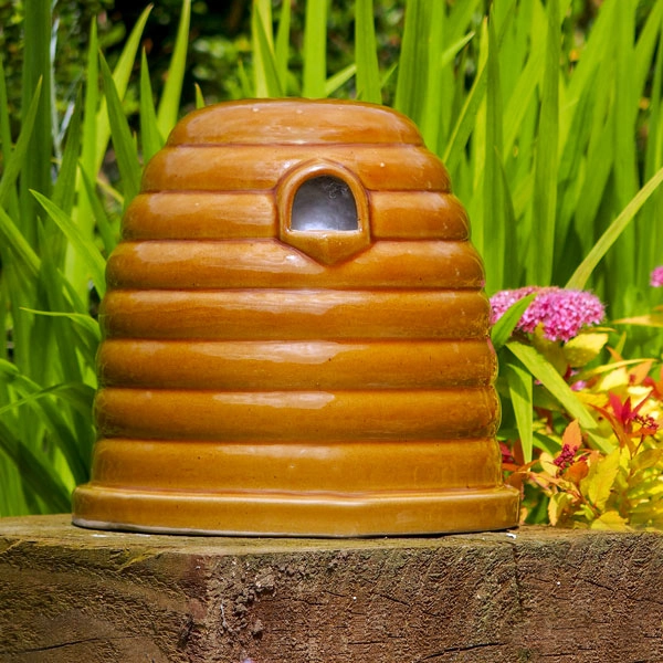 Ceramic Bumblebee And Mammal Nester 3 Ceramic Bumblebee And Mammal Nester